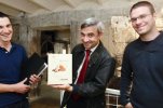 Directeur du musée du papier.